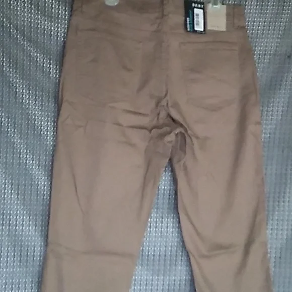 DKNY SIZE 34X34 - Picture 3 of 11